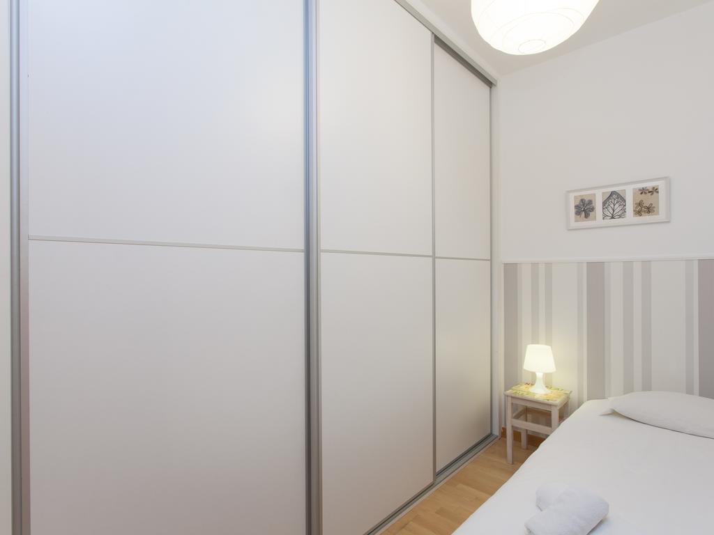 ברצלונה Rentbcn Rambla Catalunya Apartment מראה חיצוני תמונה